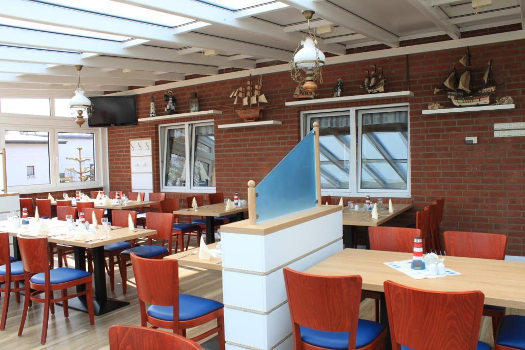 Hotel & Restaurant Am Wasser Breege Eksteriør billede