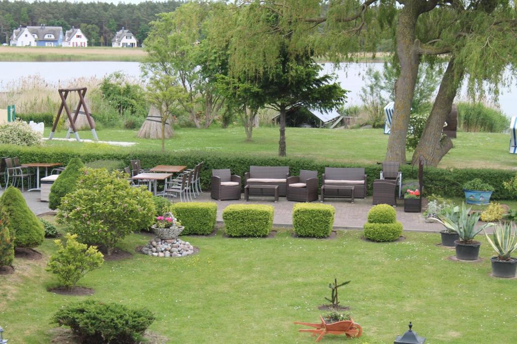 Hotel & Restaurant Am Wasser Breege Eksteriør billede