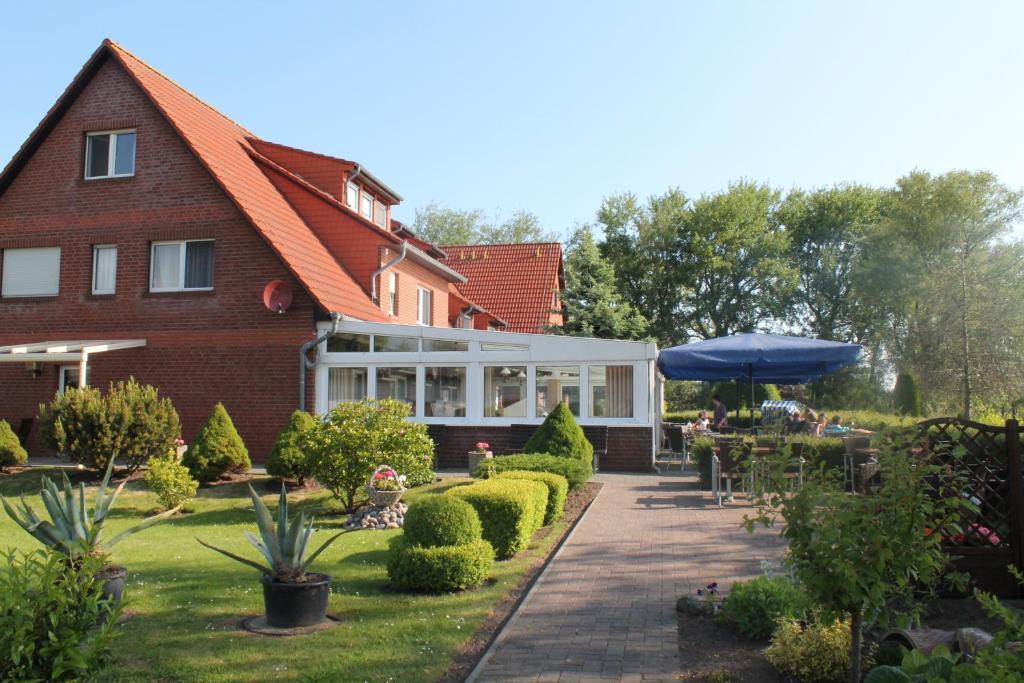 Hotel & Restaurant Am Wasser Breege Eksteriør billede