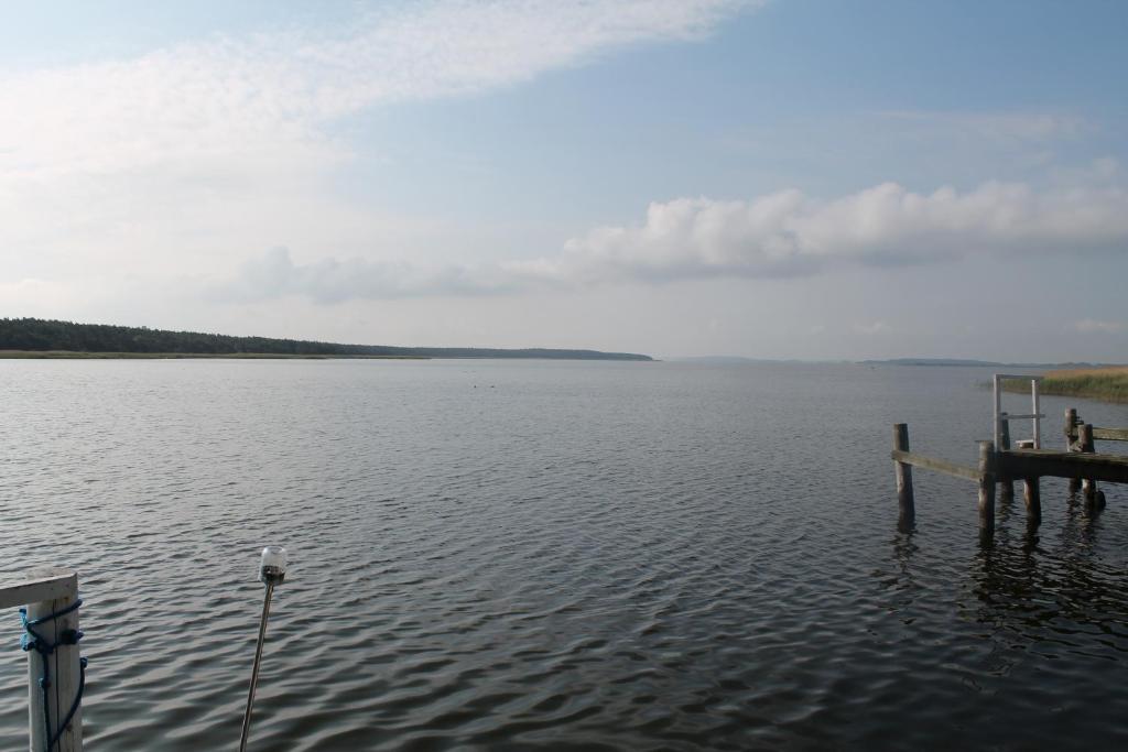 Hotel & Restaurant Am Wasser Breege Eksteriør billede